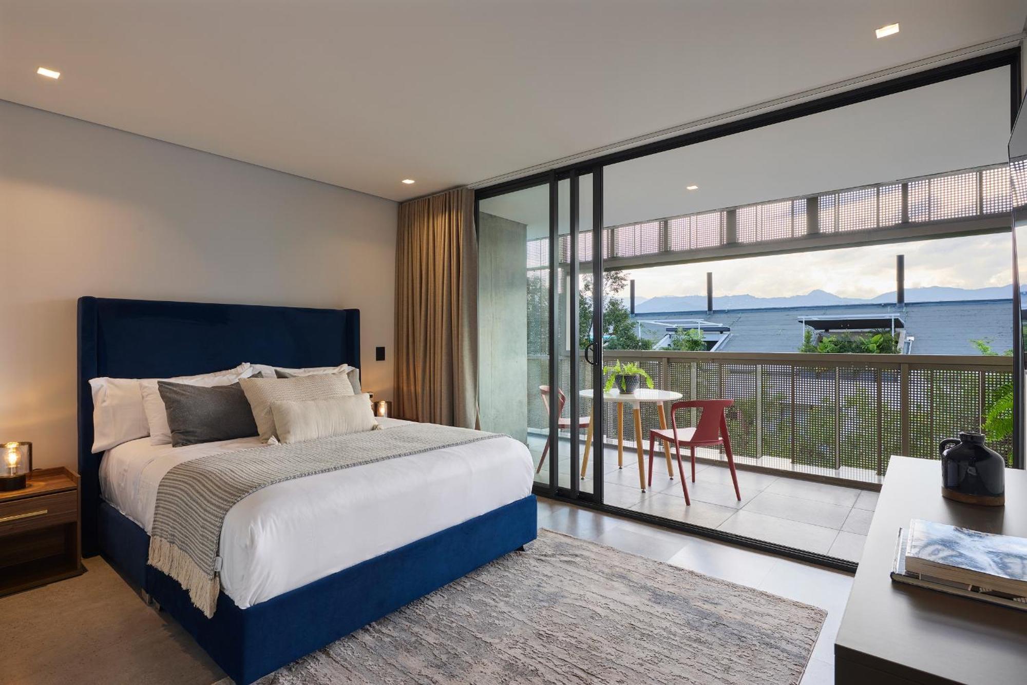 Wake Living Aparthotel Medellin Exterior photo